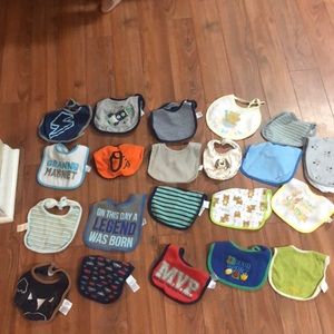 LOT OF BOYS BIBS